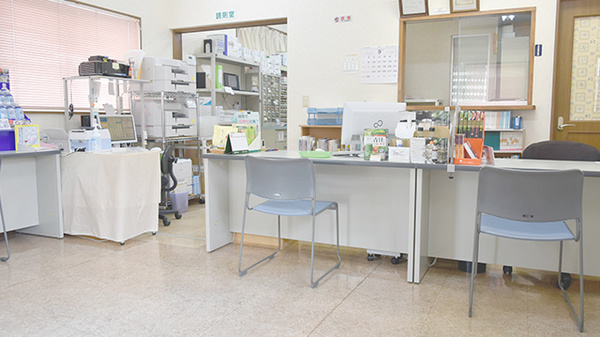ひばり薬局　藤岡店の受付/カウンター