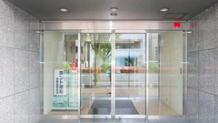 ミント薬局　宇都宮駅前店の入口