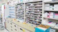 とちぎ薬局　日光店の薬棚