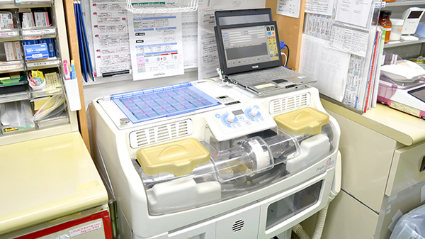 ぷれも薬局六条店の調剤器具