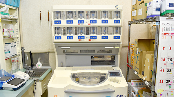コトブキ薬局　王寺店の調剤器具