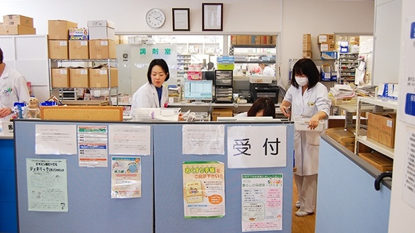 サン薬局　平松店の受付/カウンター