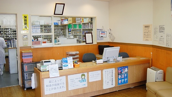 サン薬局　坊城店の受付/カウンター