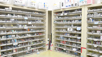サン薬局　奈良店の薬棚