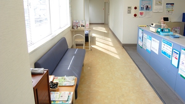 サン薬局　平群店の待合スペース