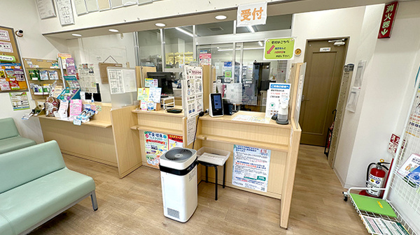 チューリップ元町薬局の受付/カウンター