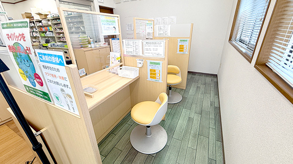 チューリップ城川原北薬局の受付/カウンター