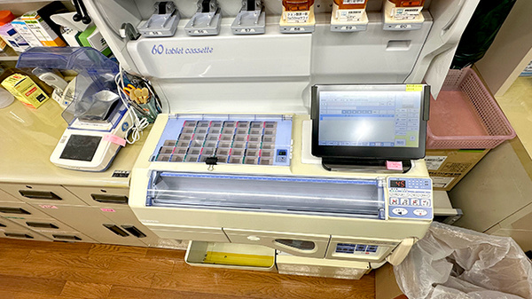 チューリップ町村薬局の調剤器具