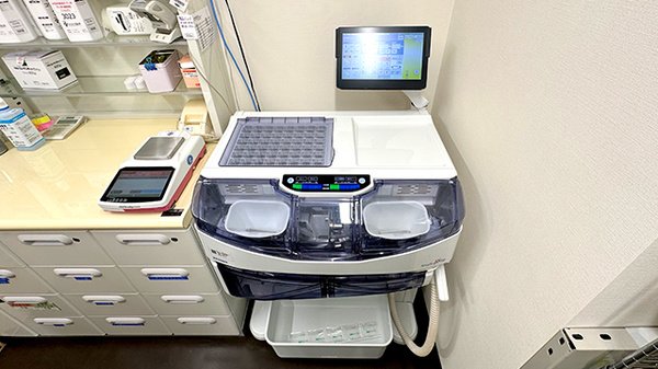 チューリップ富山駅前薬局の調剤器具