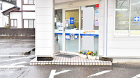 クオール薬局大東店の入口