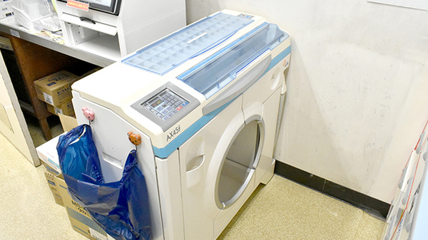 サンキュードラッグ　白野江薬局の調剤器具