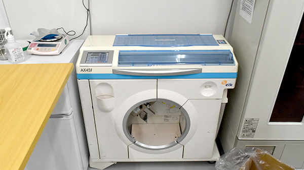 サンキュードラッグ　柳町薬局の調剤器具