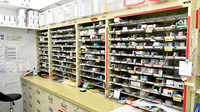 サンキュー薬局　長谷店の薬棚