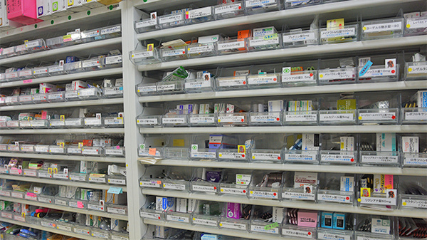 ニック調剤薬局　三苫店の薬棚
