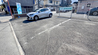 有限会社のばら薬局の駐車場