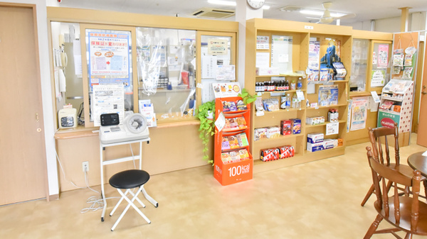 ファミリー薬局来春店の受付/カウンター