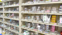 園山調剤薬局の薬棚