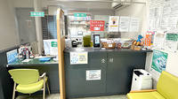 行事薬局の受付/カウンター
