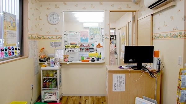 大信薬局　西若園店の受付/カウンター