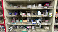 畑薬局黒原店の薬棚
