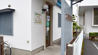 本廣調剤薬局の入口