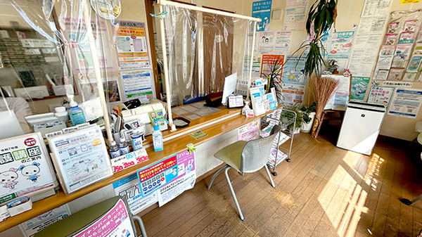 老司調剤薬局の受付/カウンター