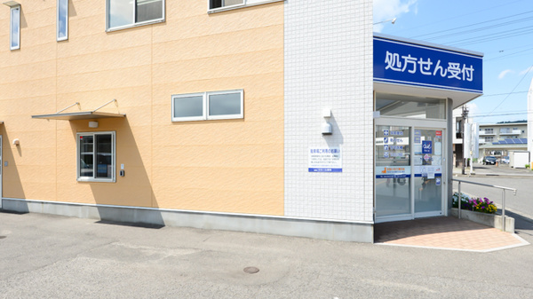 クオール薬局野田町店の駐輪場