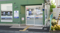 クオール薬局とやの店の入口