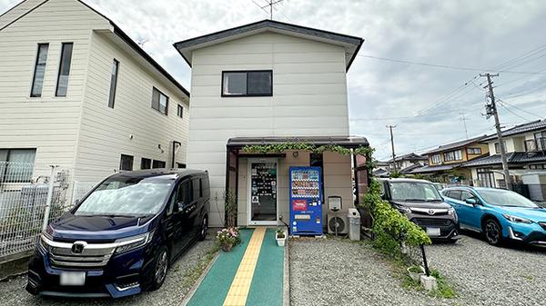かめだ調剤薬局の外観