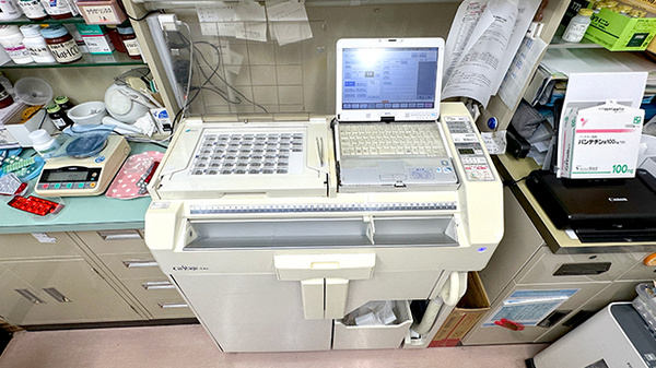 かめだ調剤薬局の調剤器具