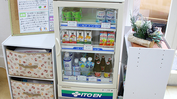 すげのさく薬局の飲食物