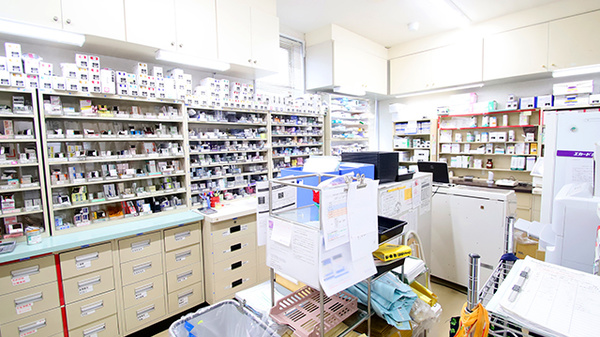 ファーマライズ薬局 八島店の調剤室
