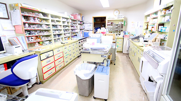 ファーマライズ薬局 飯盛店の調剤室