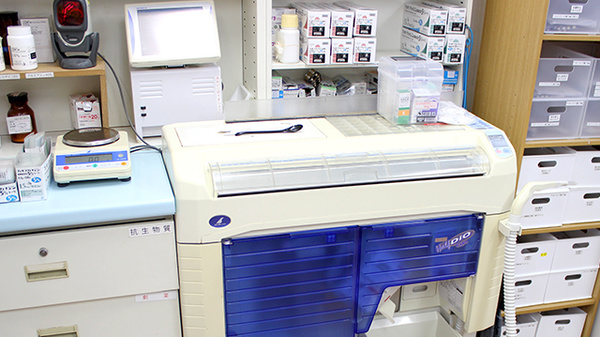 株式会社ユモト薬局上関店の調剤器具