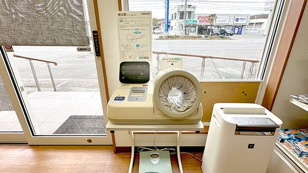 船戸薬局の血圧計