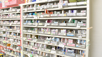 まゆみ薬局半蔵門店の薬棚