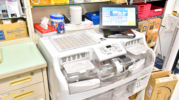 ファーマライズ薬局 西友成増店の調剤器具