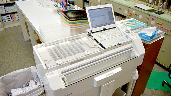 ひまわり薬局千住店の調剤器具