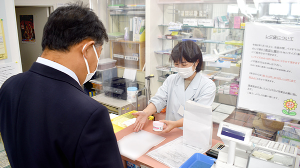 ひまわり薬局千住店の服薬指導対応