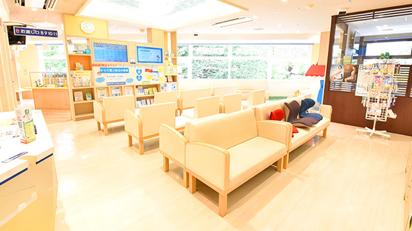 エンジェル薬局船堀２号店の待合スペース