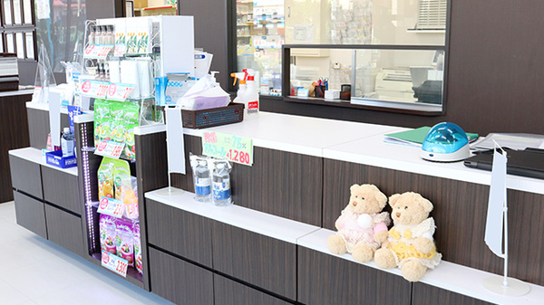 薬局日本メディカル 日野店の受付/カウンター