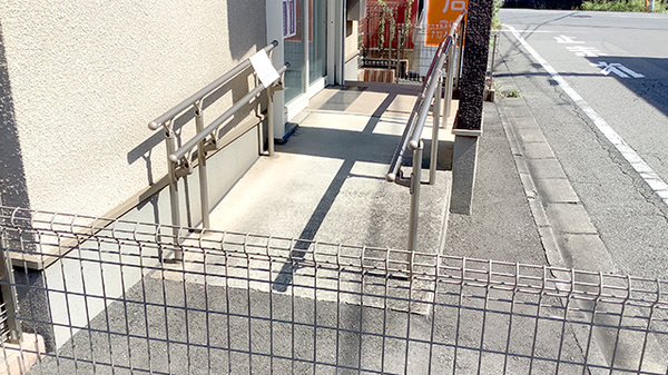 ひばり薬局のバリアフリー設備