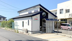 しろくま薬局鏡店の外観