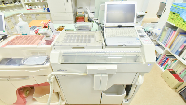 ドラッグイレブン薬局中川通り店の調剤器具