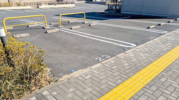 タカダ薬局ちはら台店の駐車場