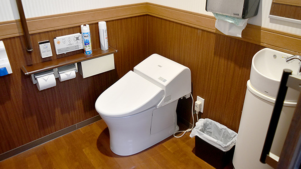箕面坊島ＭＹ薬局のお手洗い