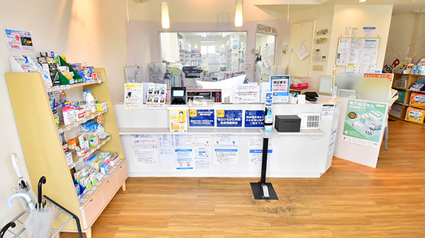 ひらかた市民薬局の受付/カウンター