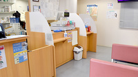 アカカベ薬局　常盤町店の受付/カウンター