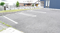 アポロ薬局幸田店の駐車場