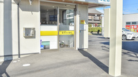 コスモス調剤薬局 熊之庄店の入口